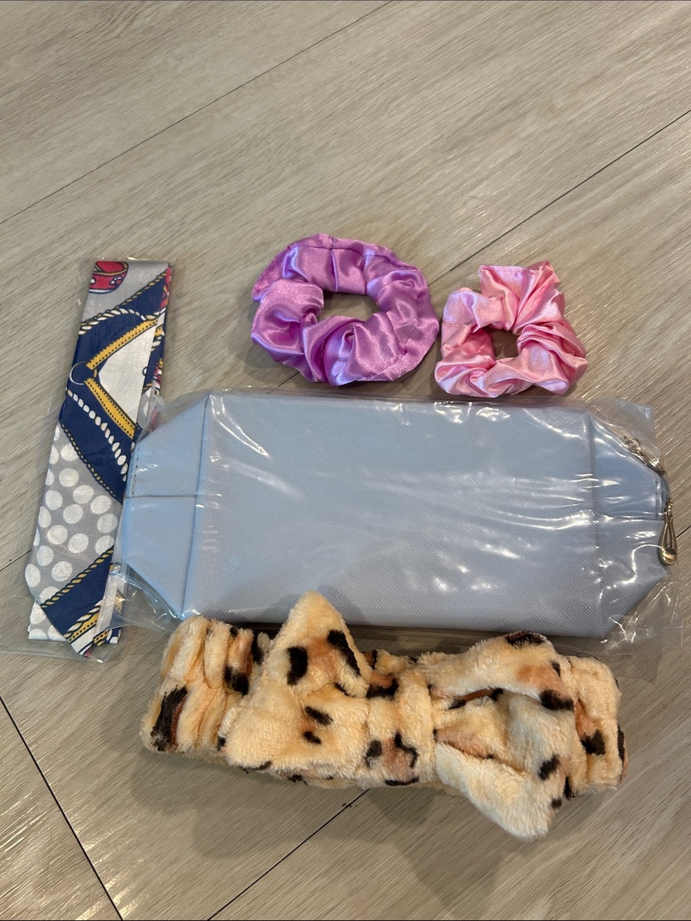Spa (NWOT) Self-Care Bundle #5 - Picture 6 of 6